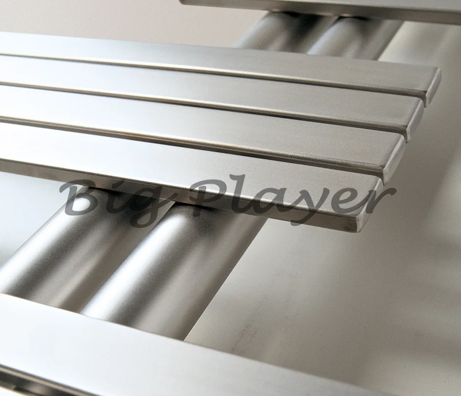 

Gold Wall Mounted Electric Towel Warmer Vertical Towel Radiator Rack for Salon and Barbershop