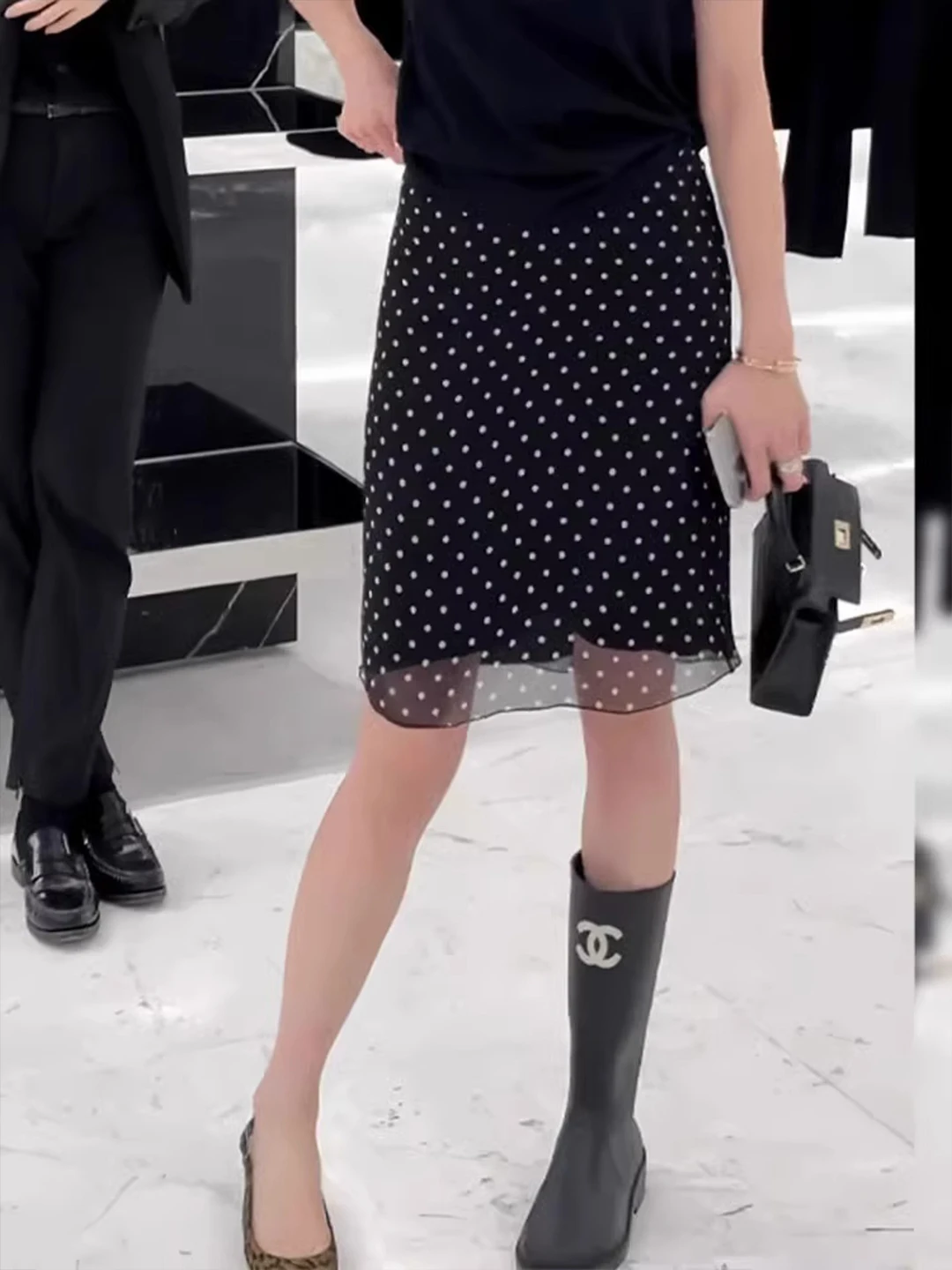 

Черная юбка трапециевидной формы с принтом в горошек, женская летняя свободная юбка с высокой талией для похудения, прямая юбка-труба Me f-length