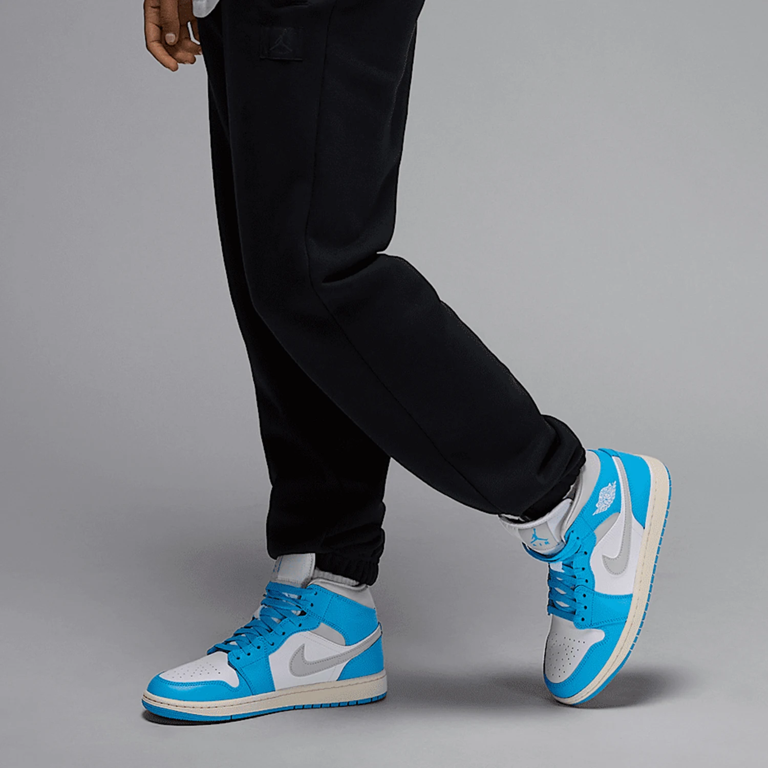 Nike genuine JORDAN women's cushioned classic durable training basketball shoes BQ6472-400