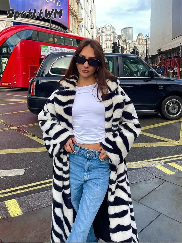 Elegant Woman Loose Coat Zebra Striped Fashion Warm Fluffy Lapel Collar Long Sleeve Overcoat  2024 New High Street Outerwears