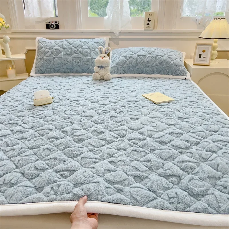 

2024 new jacquard winter milk fleece mattress, soft cushion, fleece thickened bed pad, warm mattress, thin mattress