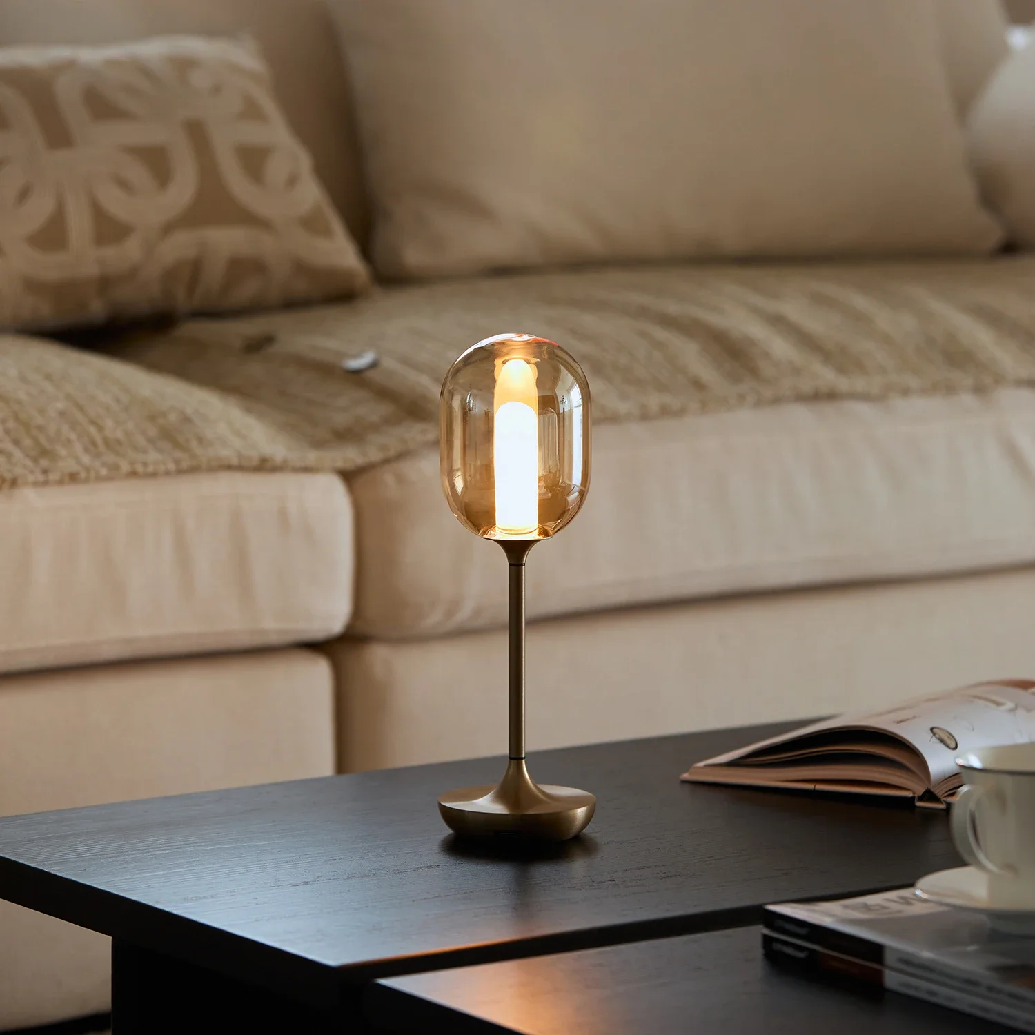 Wireless Glass Table Lamp, New Led Touch-Sensitive Portable Long-Lasting Table Lamp, High-End Minimalist Ambiance Home Bedroom