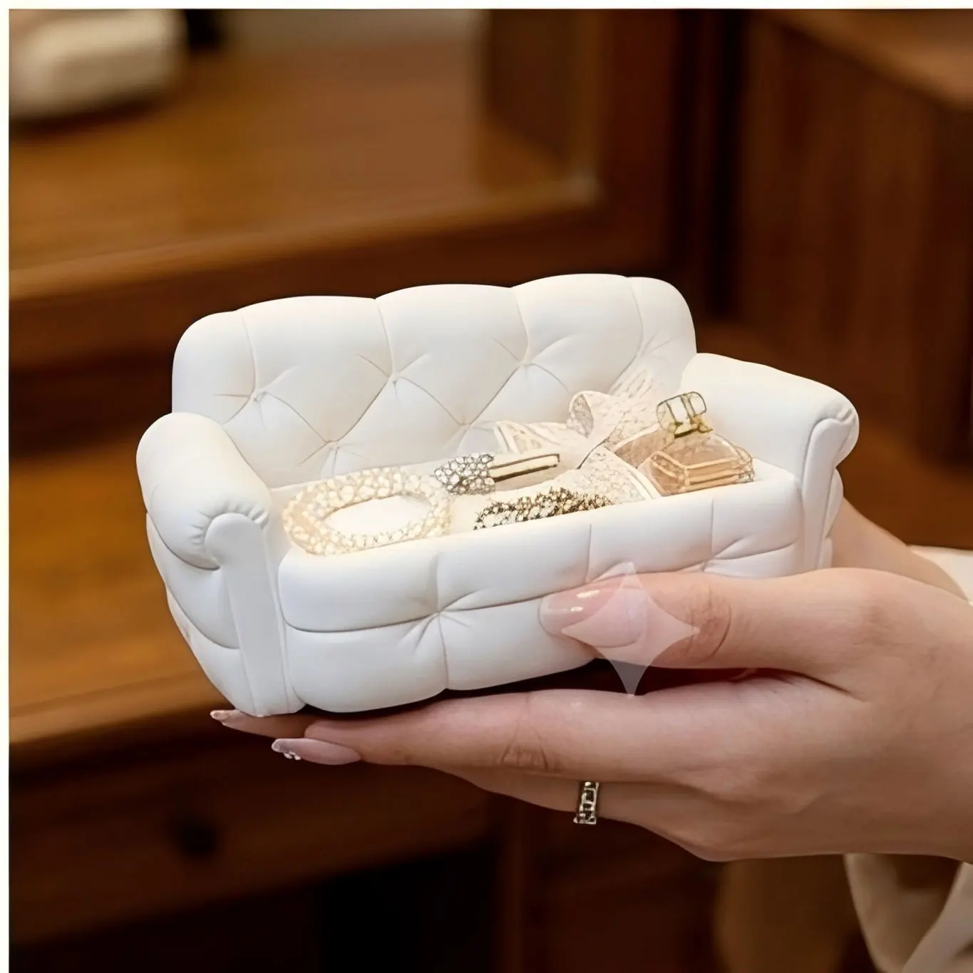 Mini Sofa Jewelry Storage Tray 3D Printed Cute Couch Shaped Trinket Dish Ring Earring Holder Vanity Tabletop Gift For Girls view 5