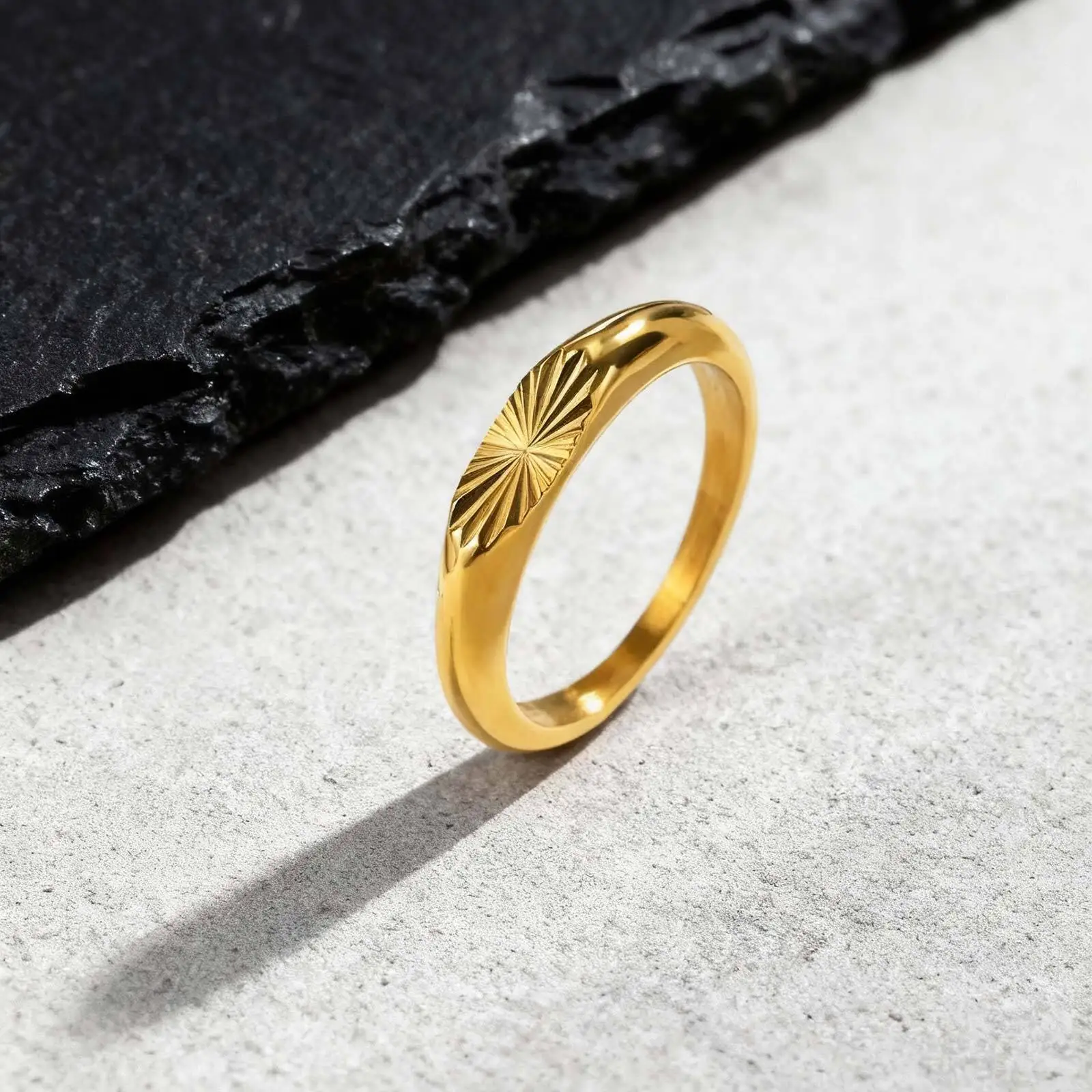 

AETEEY Dainty Gold Color Men’s & Women’s Ring,Embossing Radiation Sunburst Stainless Steel Tail Ring,Stylish Wedding Gift