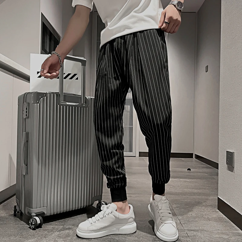 

2022 Mens Spring Autumn New Ice Silk Sports Jogging Pants Male Streetwear Harem Casual Trousers Men Stripe Sweatpants A300