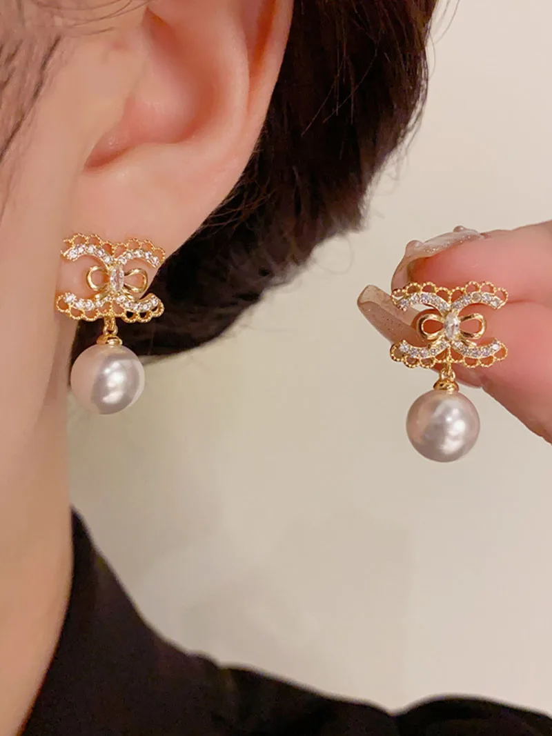 S925 Sterling SilverExquisite Versatile Korean Edition Double C Bow Pearl Earrings Suitable for Dating Gathering Jewelry