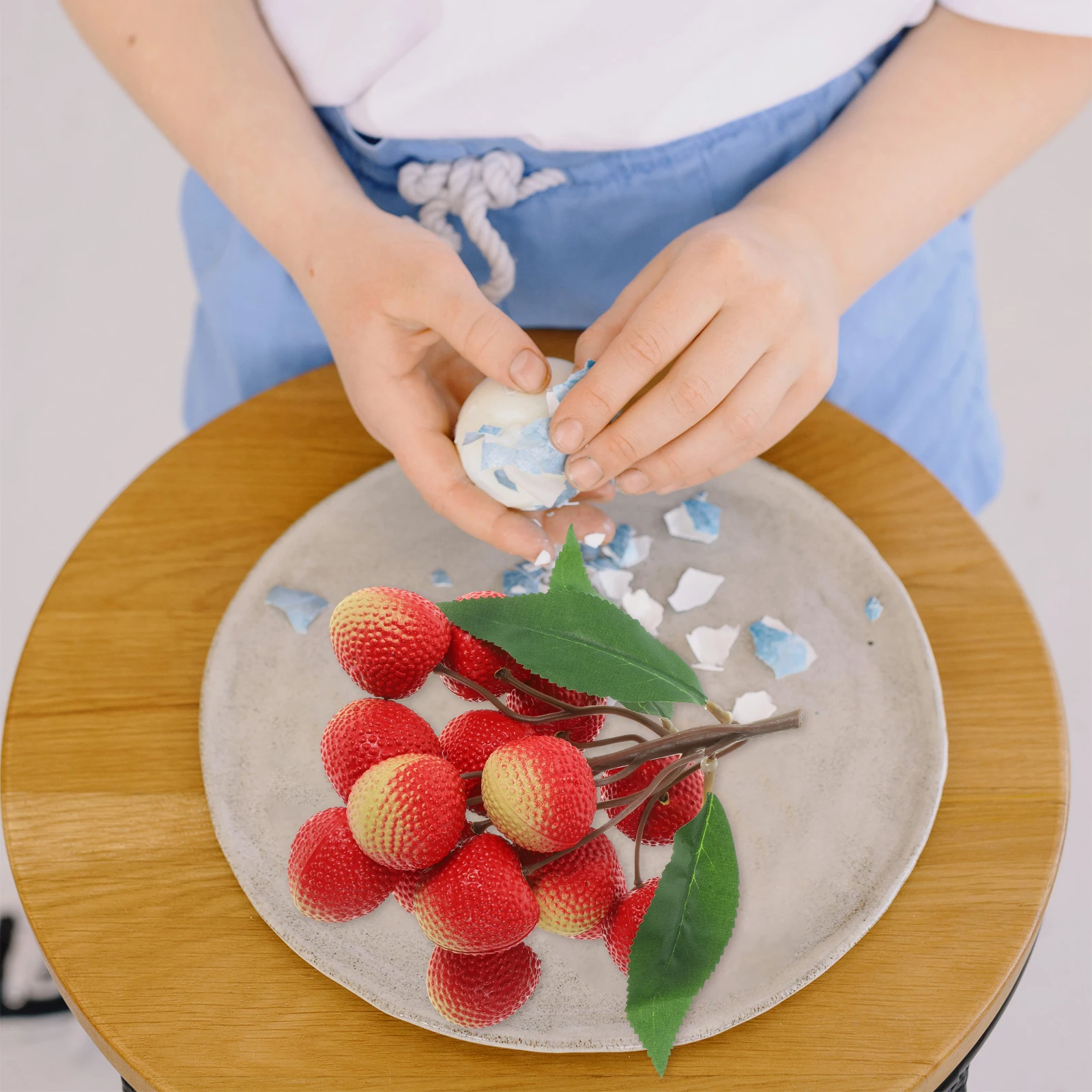 

1 Bunch Artificial Fruit Lifelike Litchi Simulation Decoration Realistic Food Display Prop For Photography Kitchen Room Fake