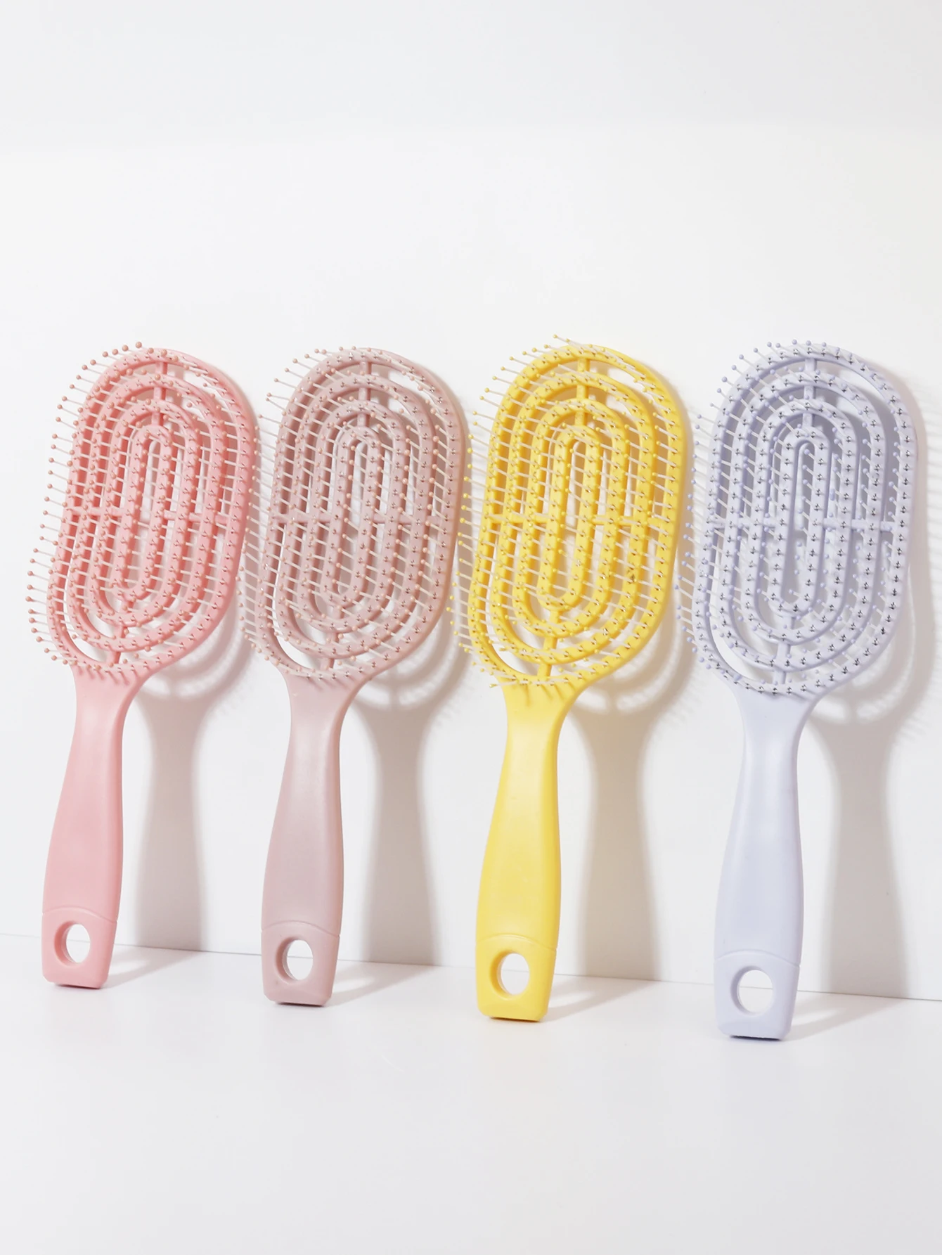 

Relaxing Elastic Massage Comb Portable Hollow Comb Scalp Massage Brush Salon Styling Tool Oval Comb Special for real hair wigs