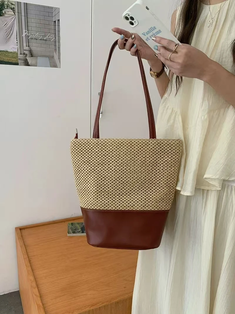 Contrast Color Splicing Tote Bag Vacation Beach Bag Luxurious Retro Bucket Bag Exquisite and Versatile Underarm Bag Trendy Bag