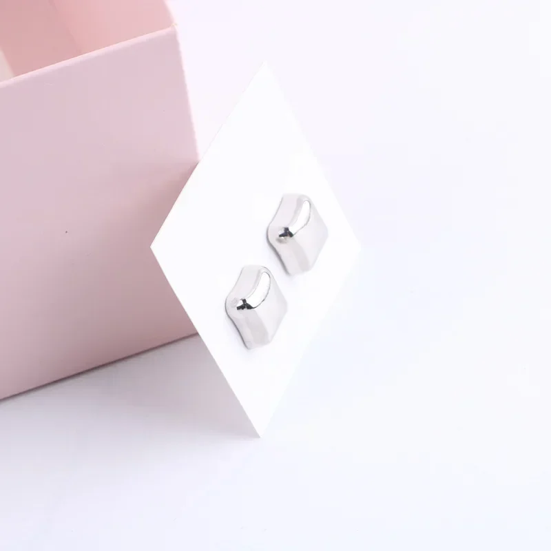 Fashion Safe Hijab Pin Brooch Magnet for Muslim Scarf Strong Metal Plating Magnetic Hijab Clip No Hole Pins Luxury Accessories