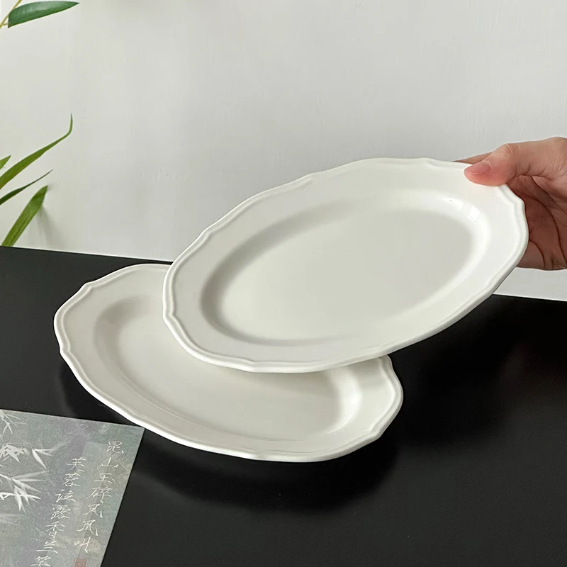 Oval Solid Ceramic Plate New Household 8 Inch Relief Lacework Exquisite Fruit Dessert Dishes Aesthetic Afternoon Tea Tableware