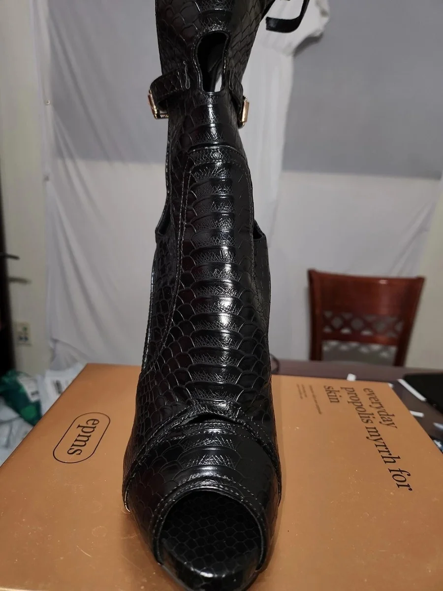 Hollow Buckle Strap Platform Thin Heels Women Black Peep Toe Patent Leather Booties New Lady Punk Sexy Fashion Party Club Shoes