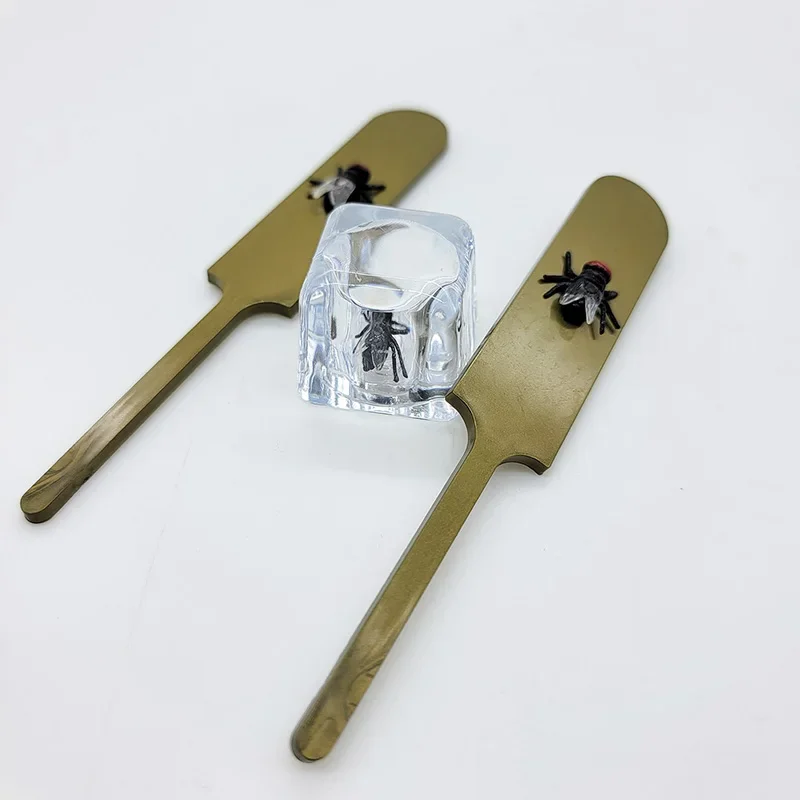 Phantom of Fly Swatter Magic Tricks Magician Close Up Street Illusions Gimmicks Props Accessories Fly Vanish Appear In Ice Magia