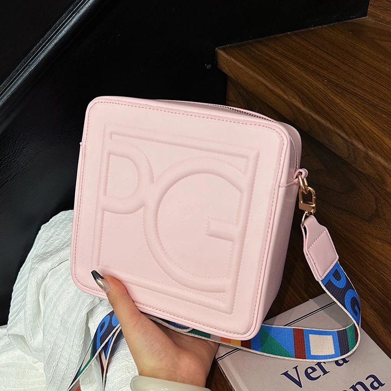 

Vintage Inspired Drawstring Bag Women Luxury Tote High End Crossbody Shoulder Bag Elegant Leather