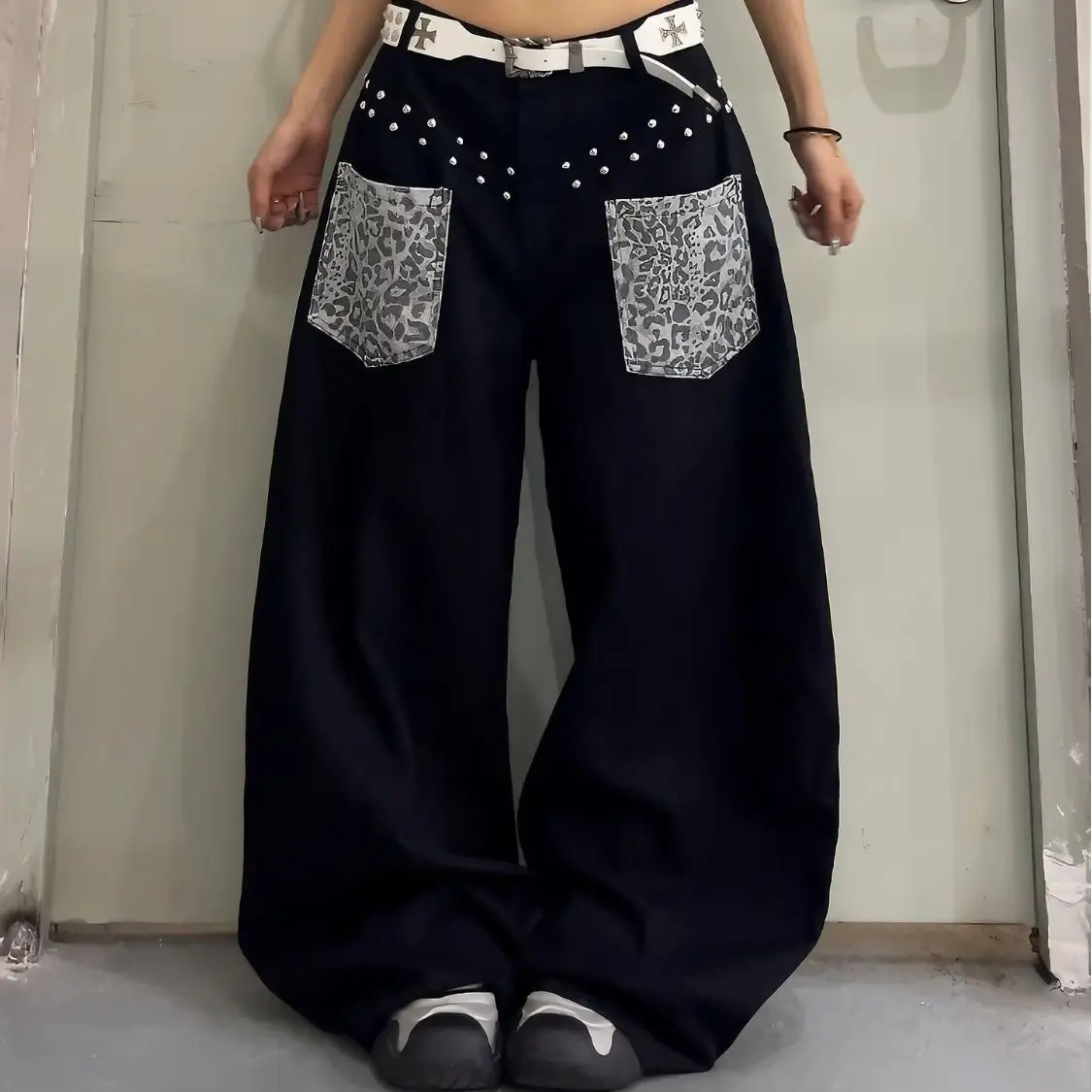 New Leopard Print Patchwork Jeans For Men And Women New Rivet Loose Wide-leg Floor-length Pants Gothic Alternative Fashion