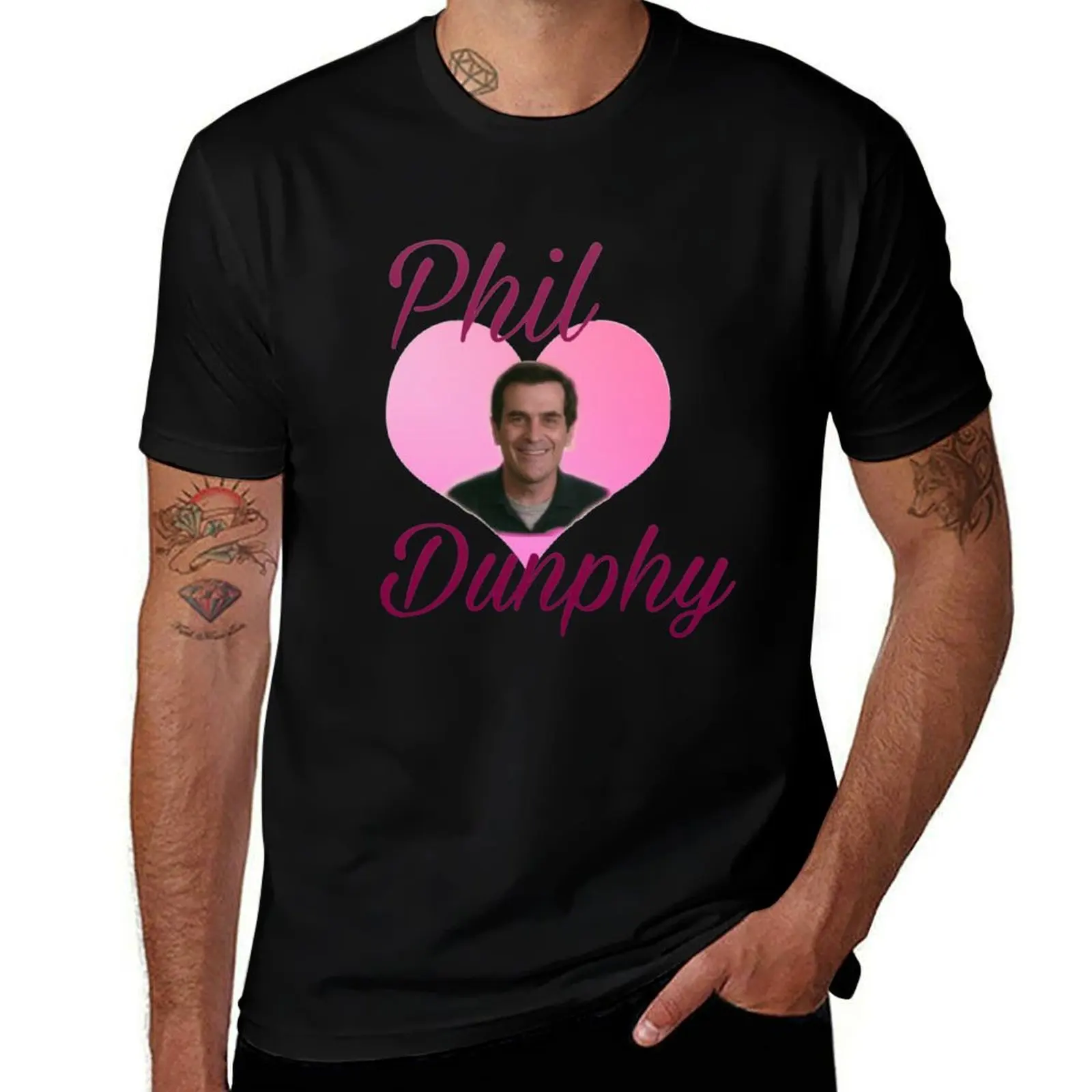 Modern Family Phil Dunphy heart meme T-Shirt Large Size Short Sleeve T-Shirt