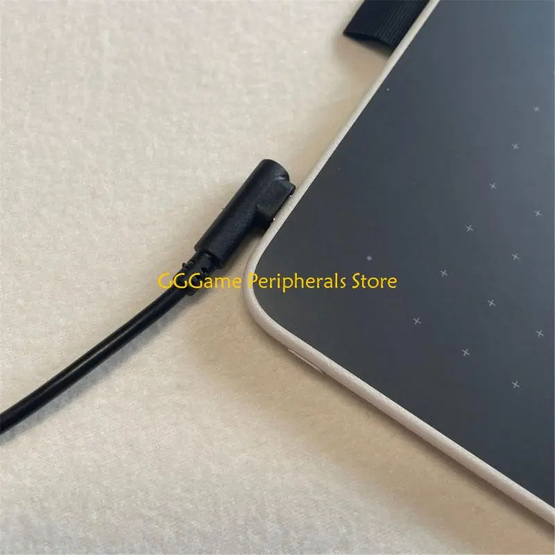 يضمن خط الشحن المرن U55B للورق المميز 2 المتانة والقدرة على الشحن السريع #5