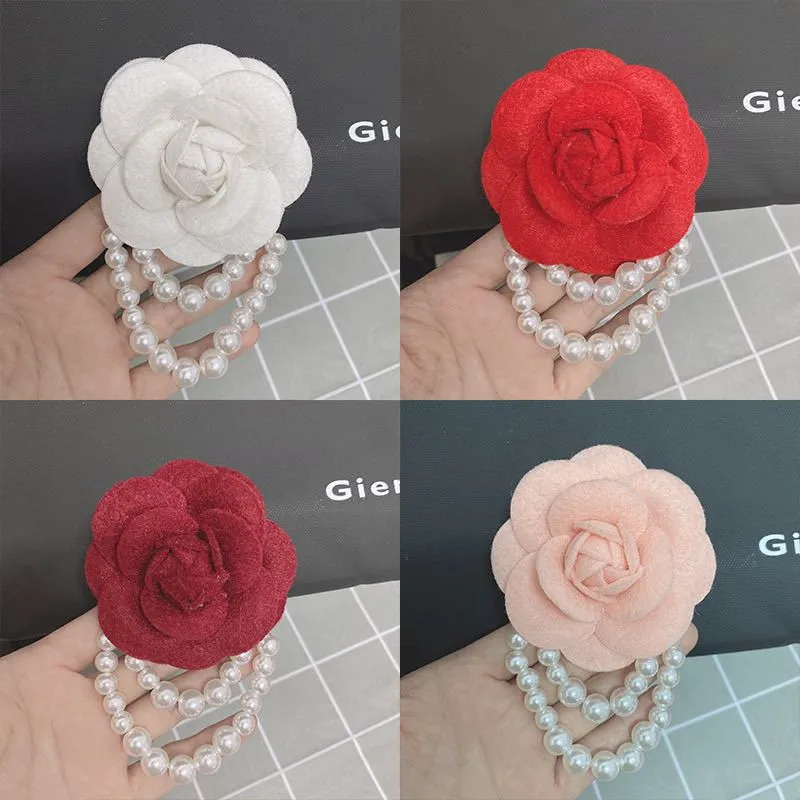 Korean Fabric Camellia Flower Brooch Pins Pearl Tassel Corsage Fashion Jewelry Brooches for Women Shirt Collar Accessories