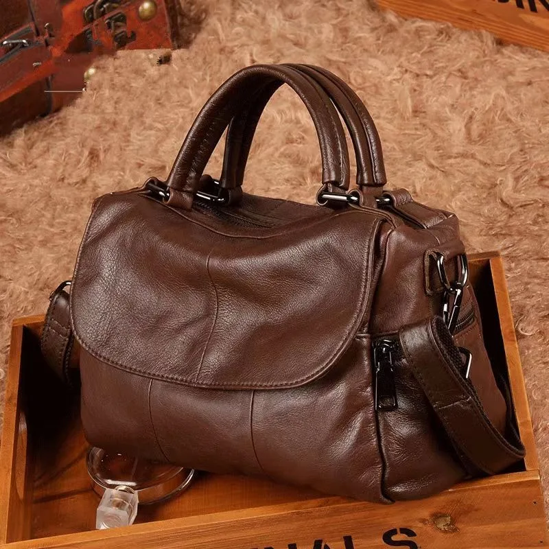 New Style Ledertasche Frauen Senior einfache Mode Umhängetasche mittleren Alters große Kapazität Frauen tasche Sutra