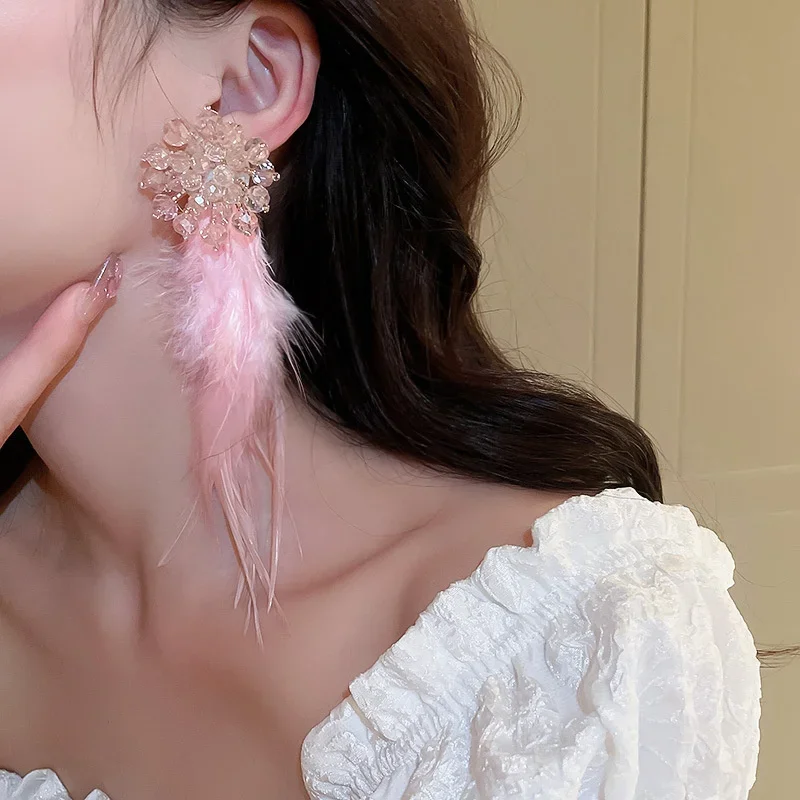 Korean Style Crystal Flower Drop Earrings for Women Long Tassel Pink Feather Dangle Earrings Fashion Jewelry Accessories