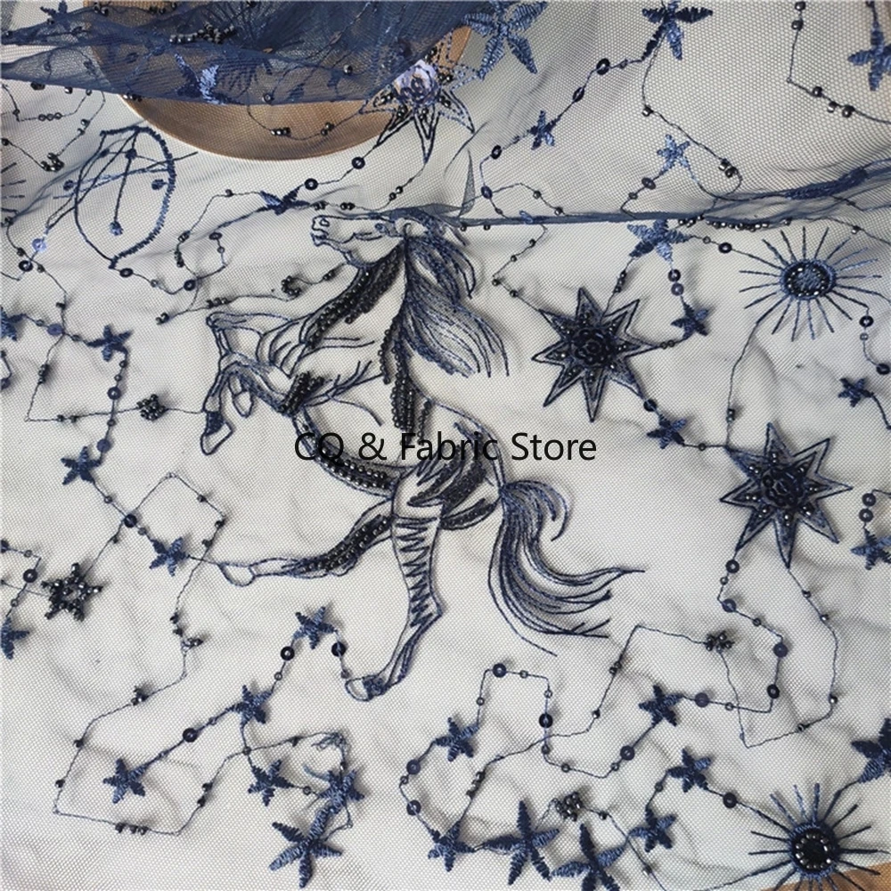 3D 자수 비즈 및 스팽글 메쉬 레이스 원단 플라잉 호스 의류 원단 DIY 여성 드레스 스커트 액세서리 미터 단위 판매