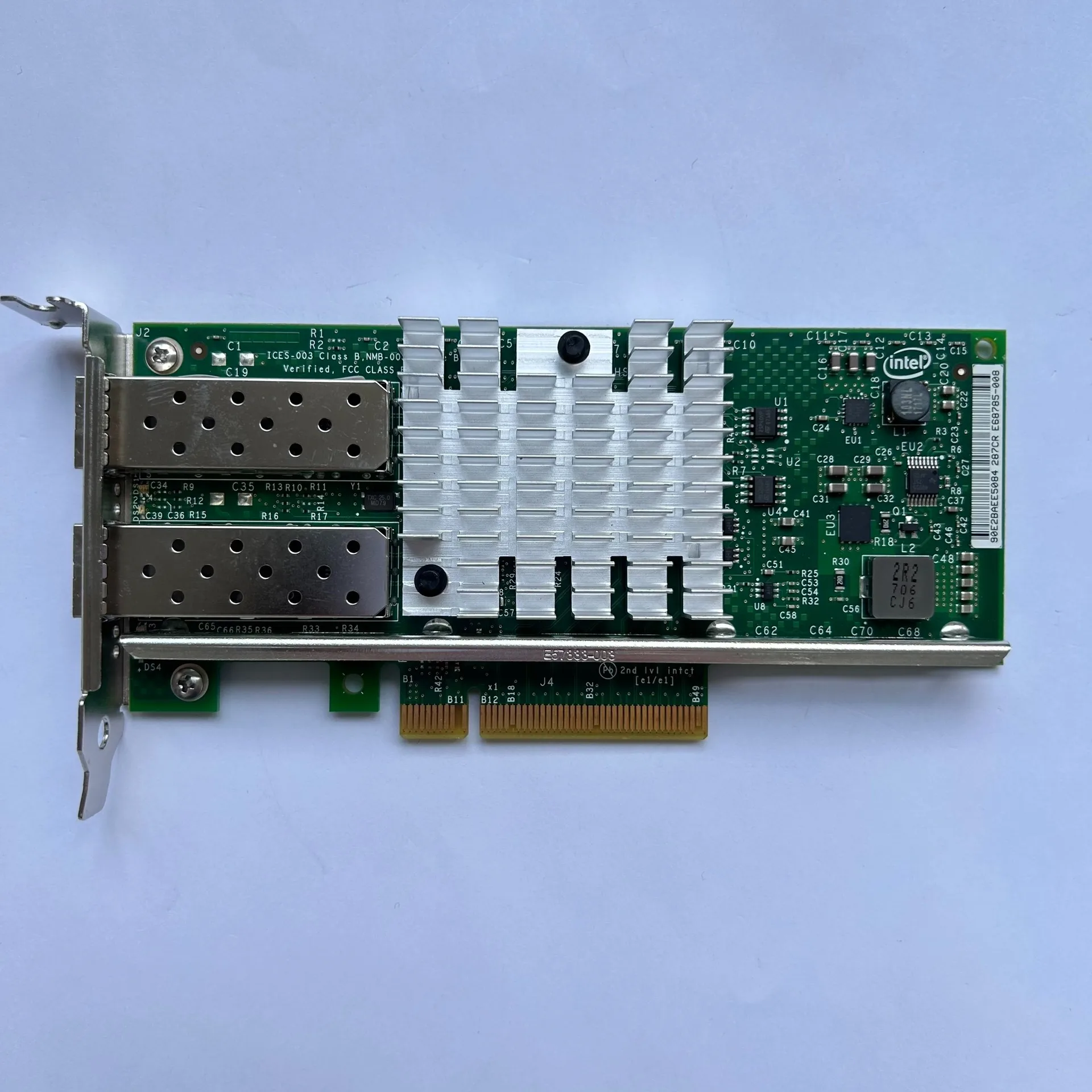 Сетевая карта известного бренда X520-SR2 с двухпортовым 10-гигабитным