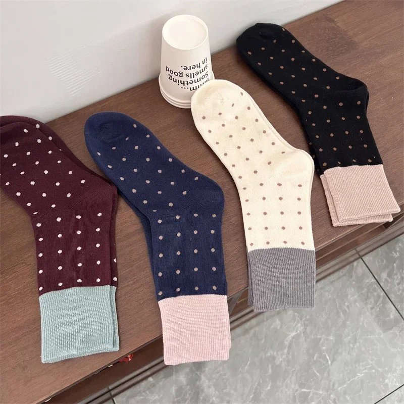 4 Paar Damessokken Katoen Nieuwe Gemengde Mode Japanse Stijl Losse Sokken Retro Dots Casual Dames Crew Sokken Absorberen Zweet