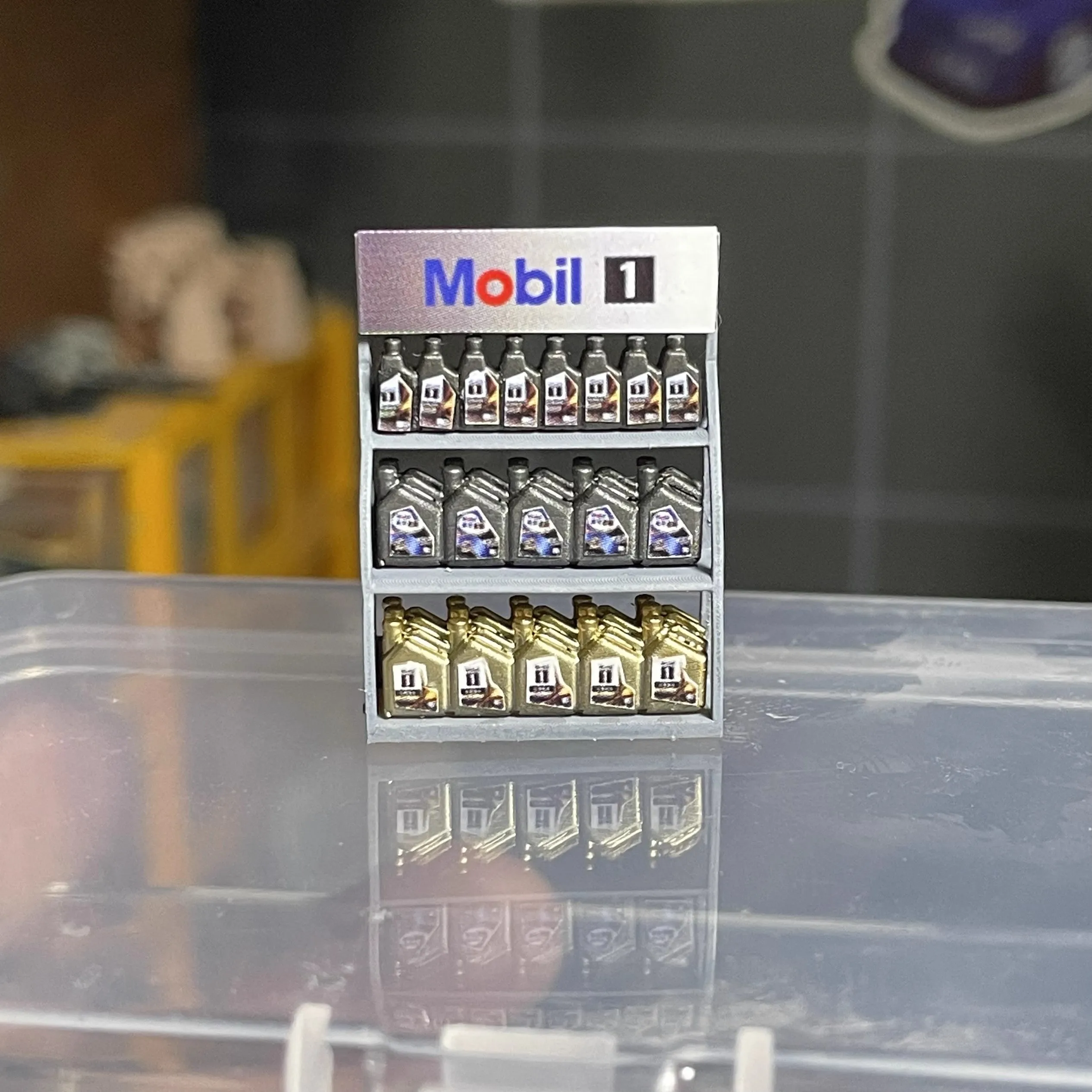 1:64 Engine Oil Rack Miniature Model Car Drum Garage Scene Accessories