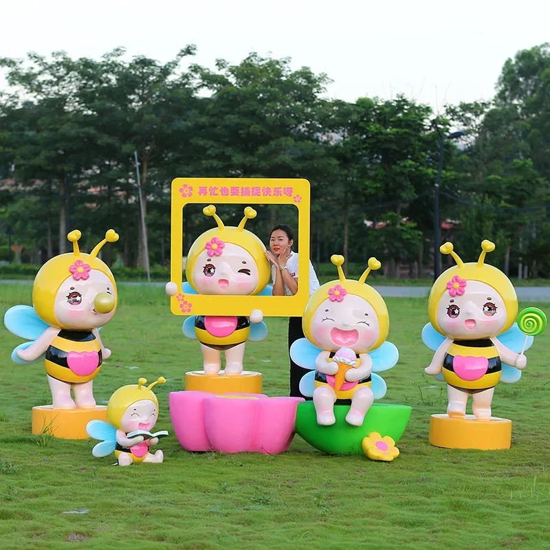 Net Hot Forging Cartoon Bee Fiberglass Animal Garden Landscape Sketch Park Decoration Ornaments