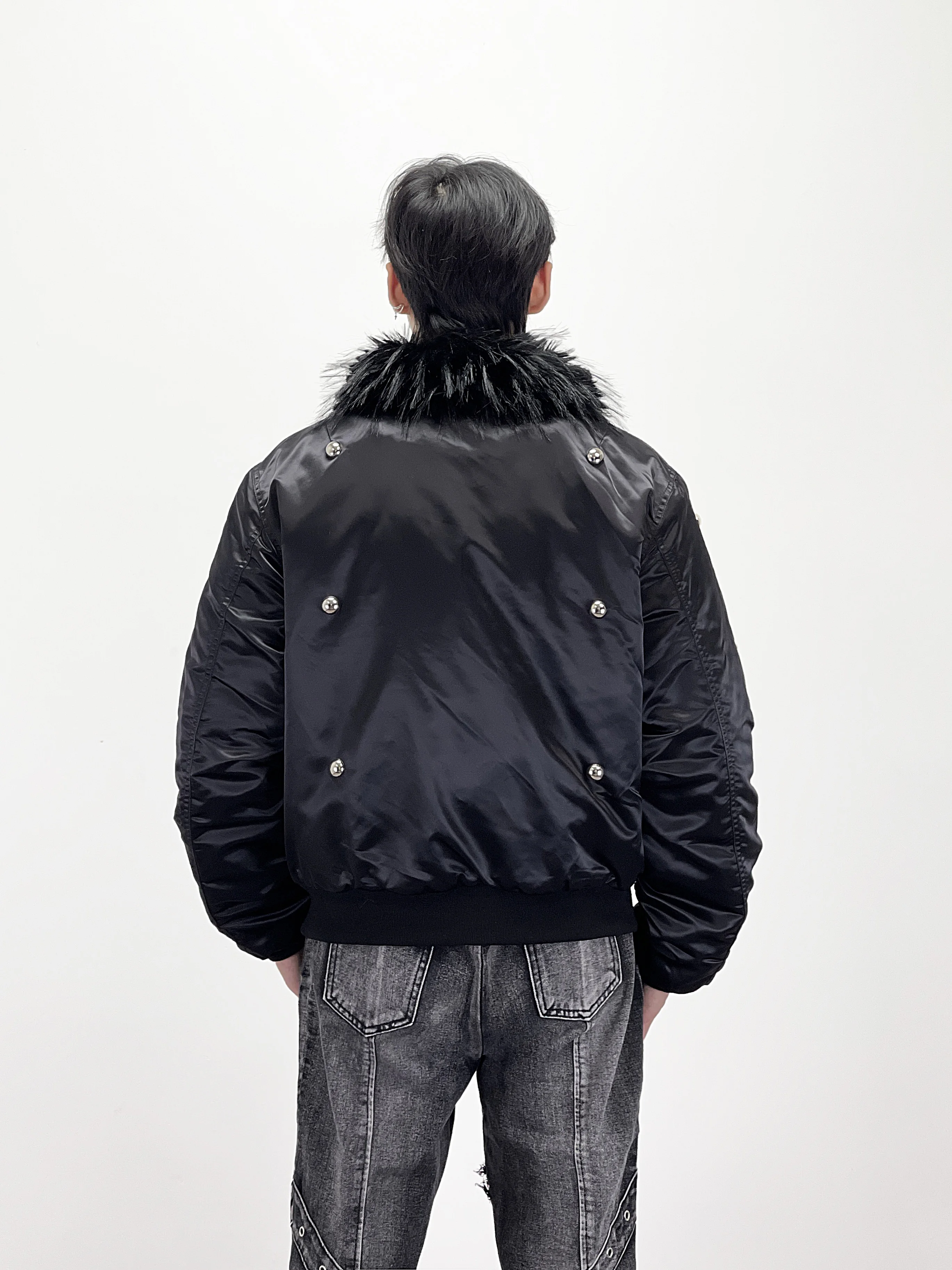 Y2K ثقافة فرعية الموضة الأمريكية العصرية الفراء طوق سترة القطن معطف الظلام الشرير نمط الشتاء سميكة ملابس خارجية دافئة للرجال