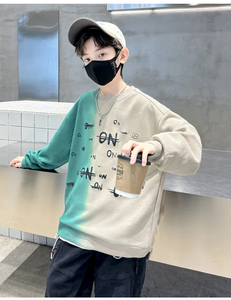 Kinder Jungen Frühlingskleidung Sweatshirt mit Farbverlauf Neuer Buchstabendruck Streetwear Langarm T-Shirt Retro-Design Pullover Oberteil – Detail 4