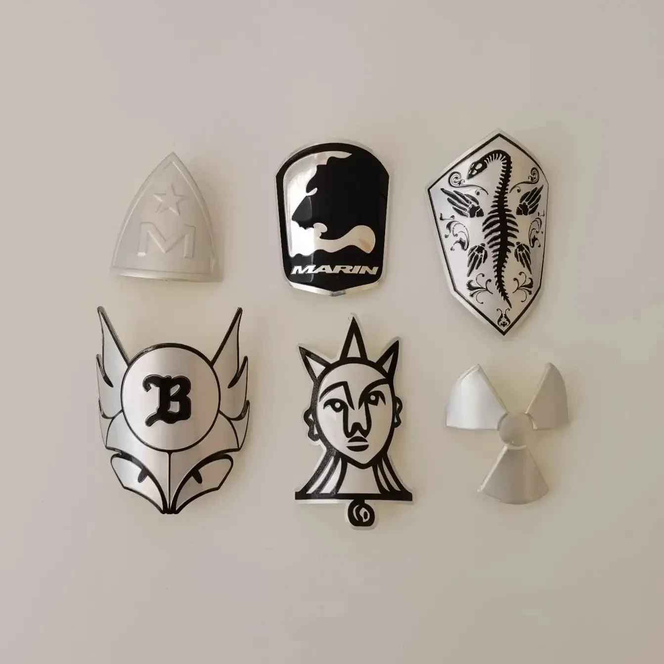 Image of Für Fahrradabzeichen aus dünner Aluminiumlegierung, dekoratives Zubehör für Fahrrad-Kopfrohr