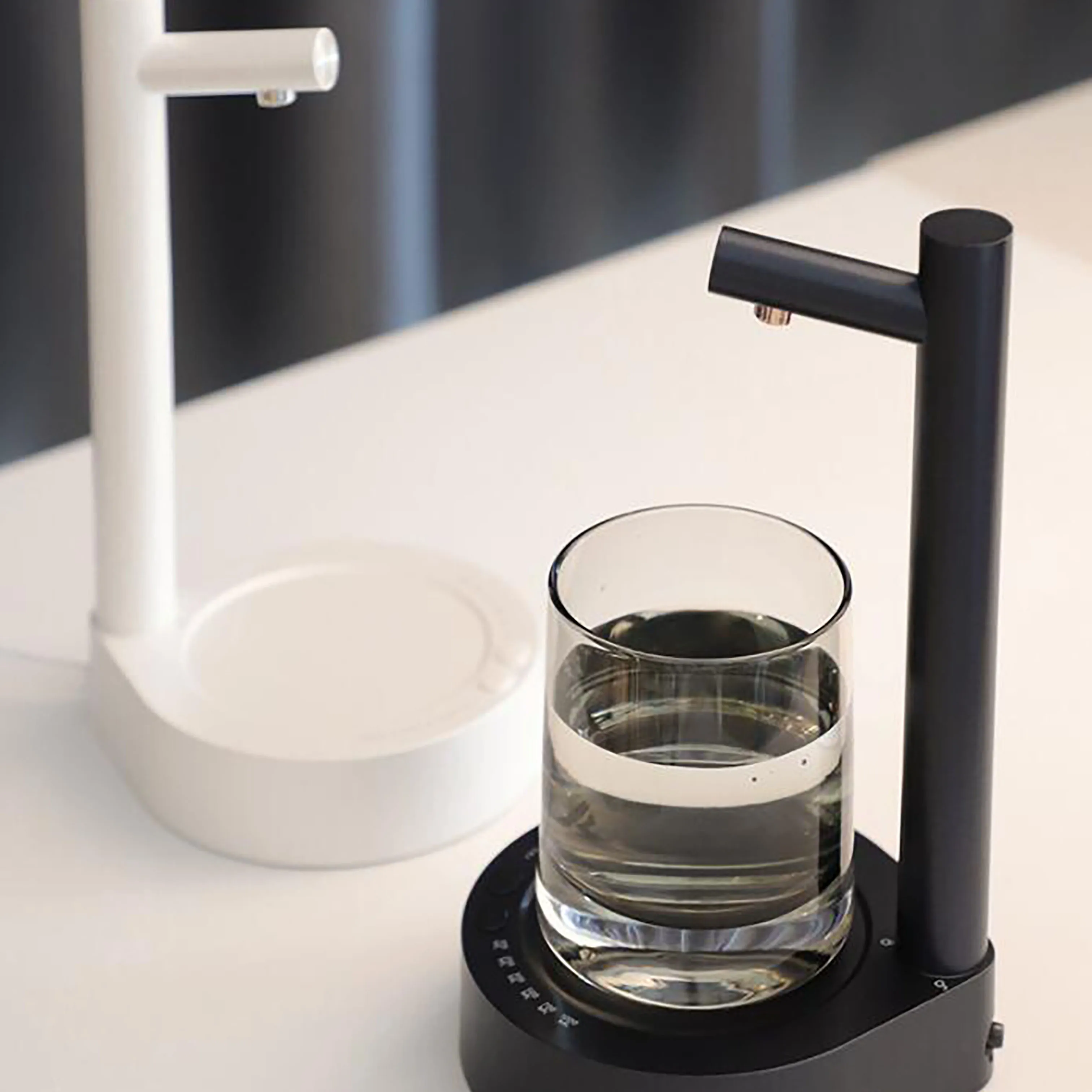 1 USB rechargeable smart desktop water pump, bucket type electric water dispenser, automatic small water pump, suitable for outd