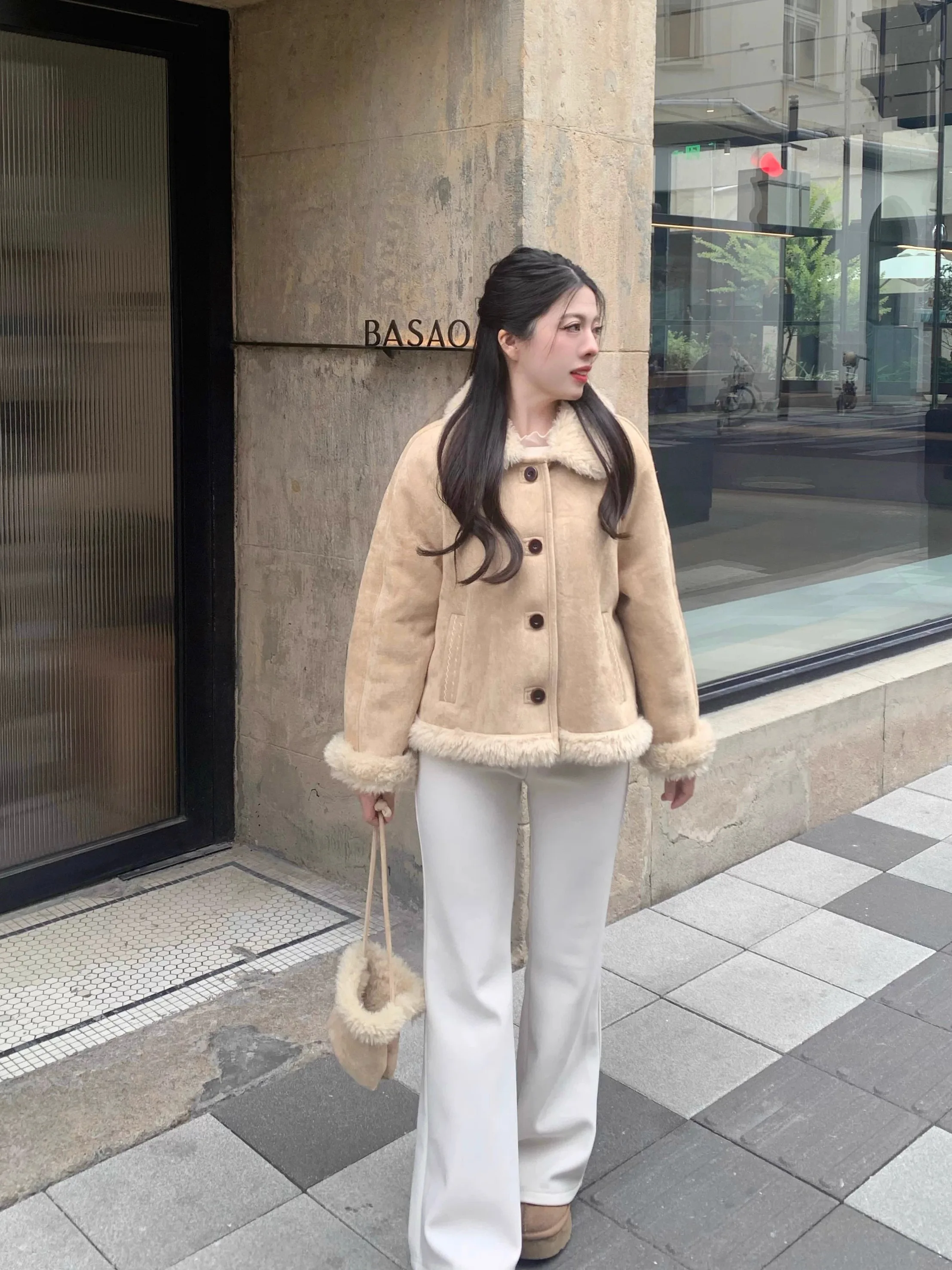 Large Eye ey Autumn Winter Thiened Warmth Cheese Yolk Leather Fur Inteated Jaet Versatile INS ort Outerwear for Women