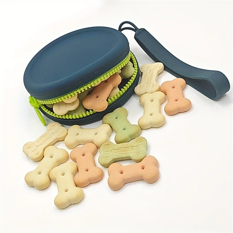 1 silicone dog training bag, pet snack bag with zipper and climbing buckle, suitable for outdoor activities