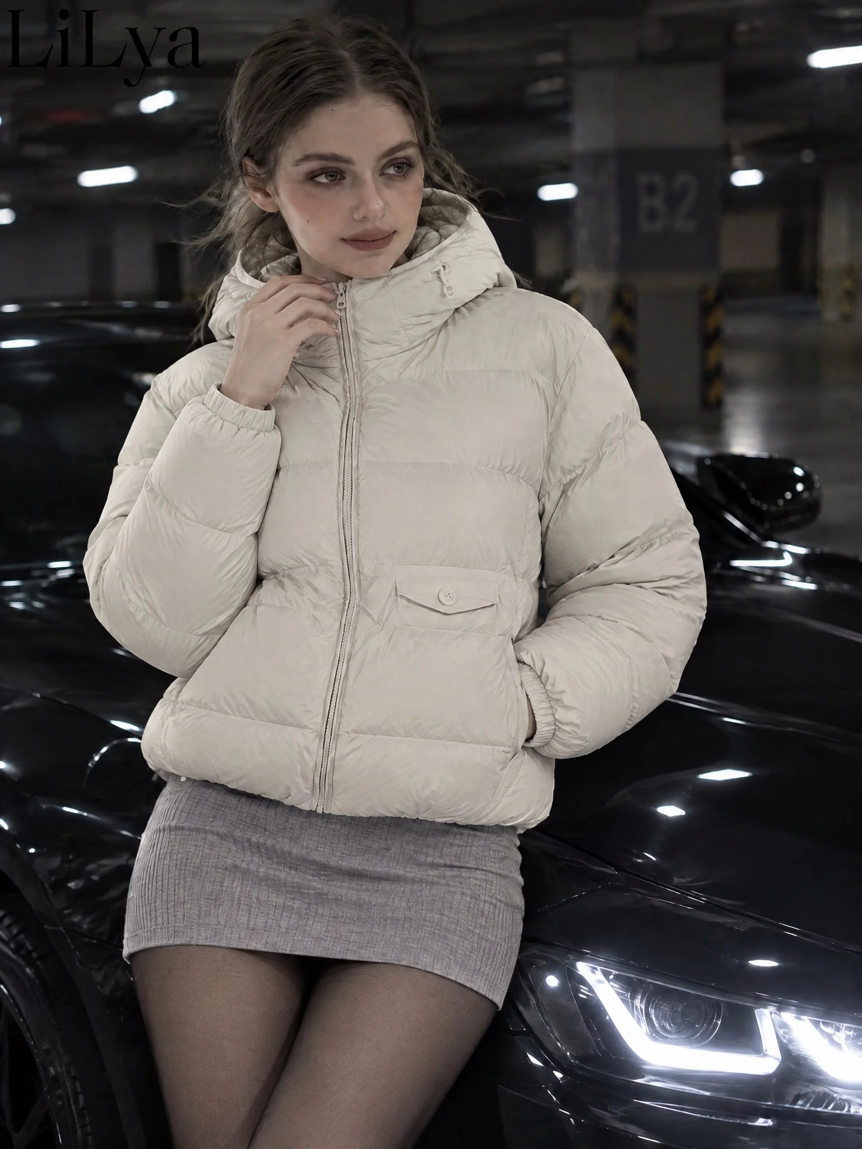 Autumn Winter Russian Outdoor Hooded Down Padded Coat Women Design Fashion Minimalist Parkas Warm Oversized High End Down Coat