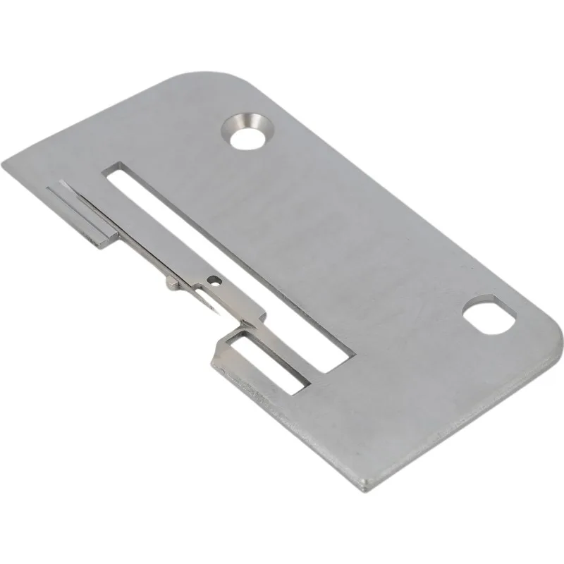 

Игольная пластина 784626009 для швейных машин Janome 104D, 134D, 234, 303, 304D, 334, 434, 435 (сергеры)