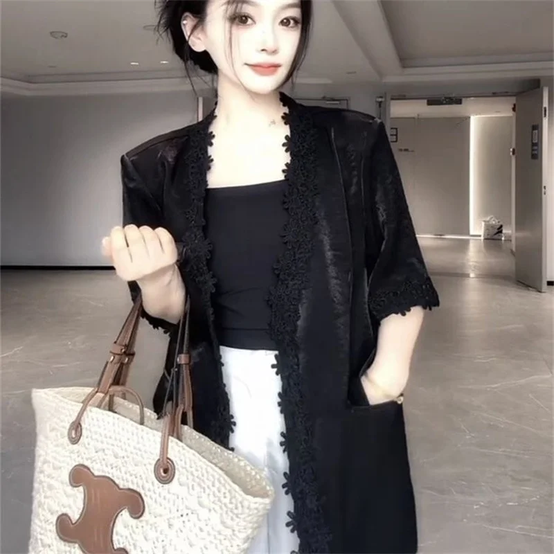 

New Summer Korean Fashion Satin Blazer Women Lace Splicing V-neck Short Sleeve Office Lady Suit Jacket Elegant Top