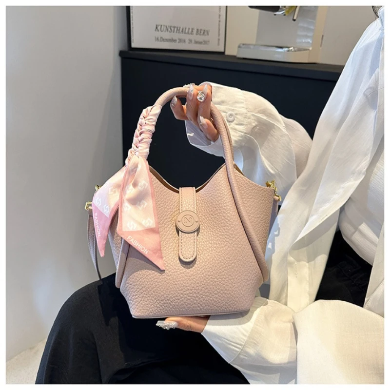 

Fashion large-capacity bucket bag Ms. 2025 new vegetable basket handbag commuter single shoulder crossbody bags
