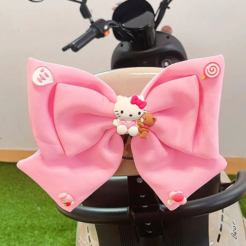 

Sanrio HelloKitty Car and Motorcycle Tail Pendant Cartoon Melody Kuromi Bow Trunk Ornaments Ladies Car Decorations