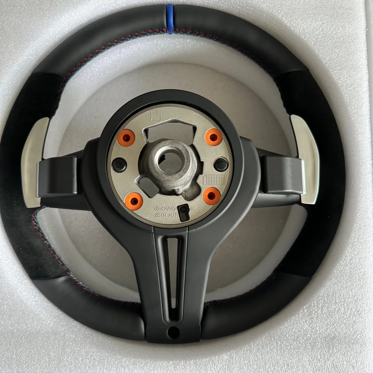 عجلة قيادة مخصصة لعجلة القيادة BMW MP Track V2 Thong V2 Sport 1234567   سلسلة 3gt X1X2X3X4X5X6
