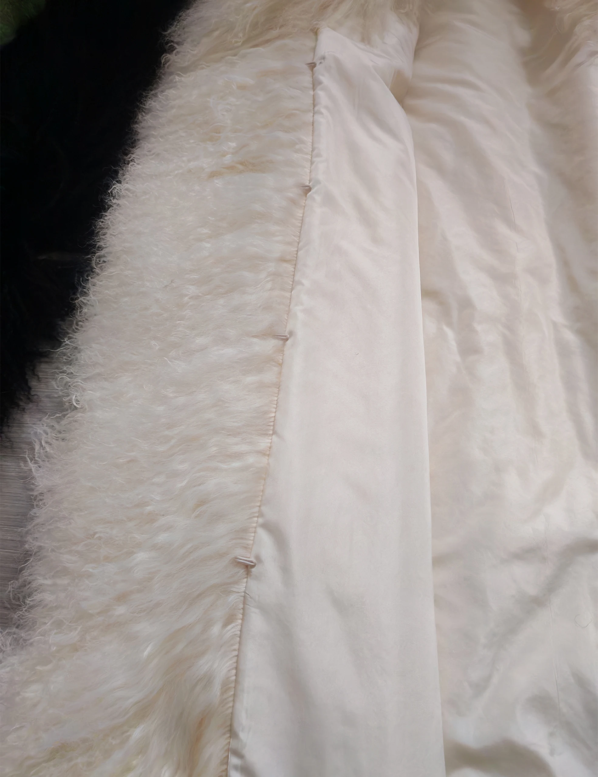 女性 115-120 センチメートルロング本物のモンゴル羊の毛皮のベストノースリーブターンダウン襟冬暖かい厚い天然毛皮ジャケットアウター