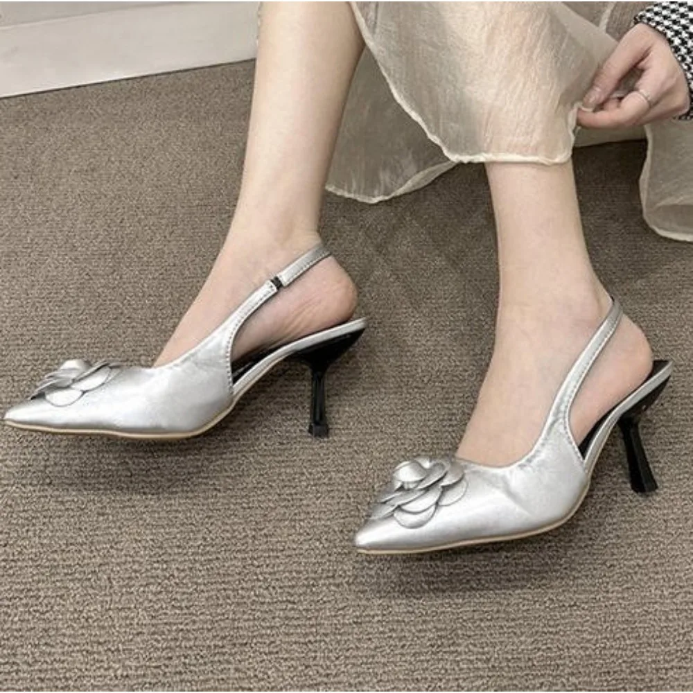 2026 Summer Women's New Pointed Shallow Mouth Sandals Fashion Show Party Wedding Women's Large Size Stiletto Sandals