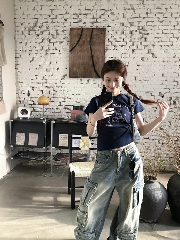 Retro American Blue ort Sve Slim Fit T-irt for Women Summer 2025 New Sle Hot Girl ort Length Cotton round Ne Top