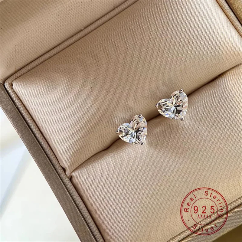 Herz-Ohrringe aus 925er-Sterlingsilber mit glänzendem Zirkonia für Damen, exquisites Party- und Hochzeitsschmuckzubehör