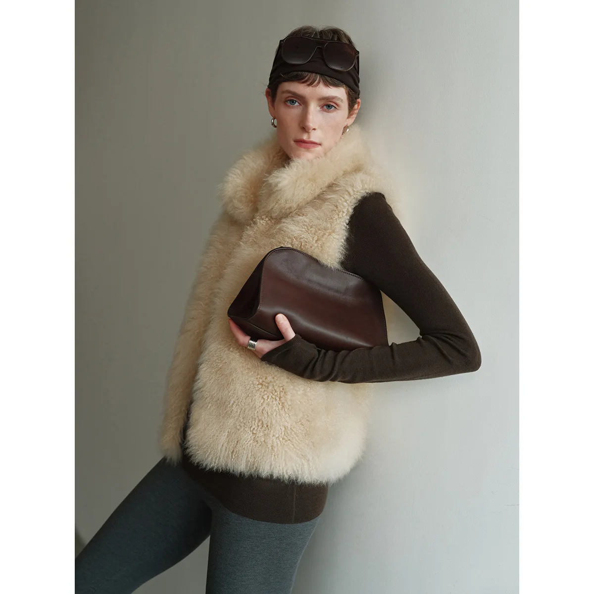 Women's Faux Fox Fur And Goat Wool Blended Fur Coat Stand-Up Collar Dress Jacket Short Plush Lining Warm Fireplace Collar