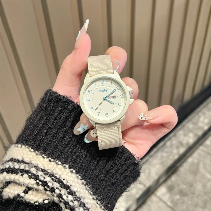 Trendy Exquisite Fashionable Elegant Student Fashion High Quality Quartz Watch Watch Waterproof Outdoor Clock New Student Watch