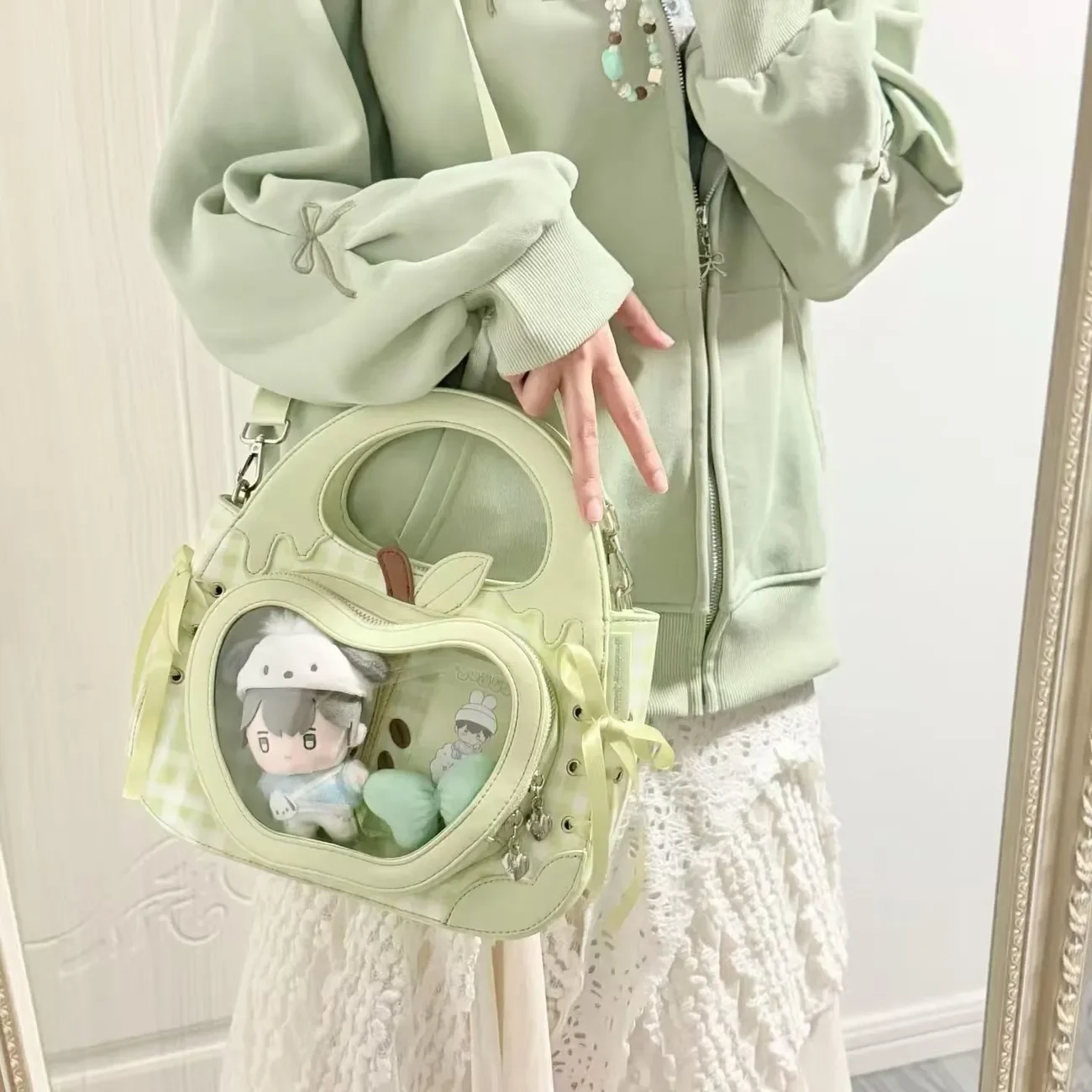 

New Niche Design Sweet and Cute Apple Ita Bag Transparent Heart-shaped Window Travel Kawaii Shoulder Bag Y2K Crossbody Bag