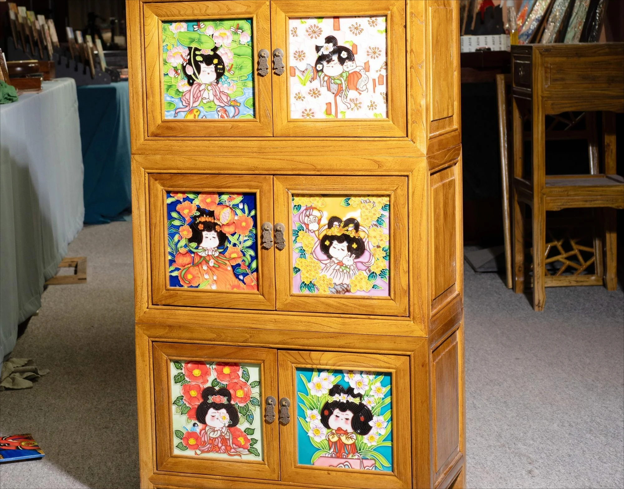 

Weathered old elm three-dimensional relief stacked cabinet porcelain plate painting retro cabinet