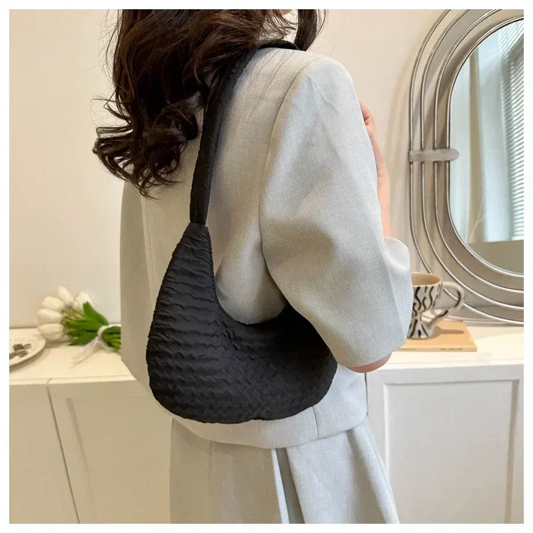 2024 Korean Version Soft Women Shoulder Bag Casual Simple Handbags Designer Artistic Style Underarm Bag Sweet Dumplings Bag